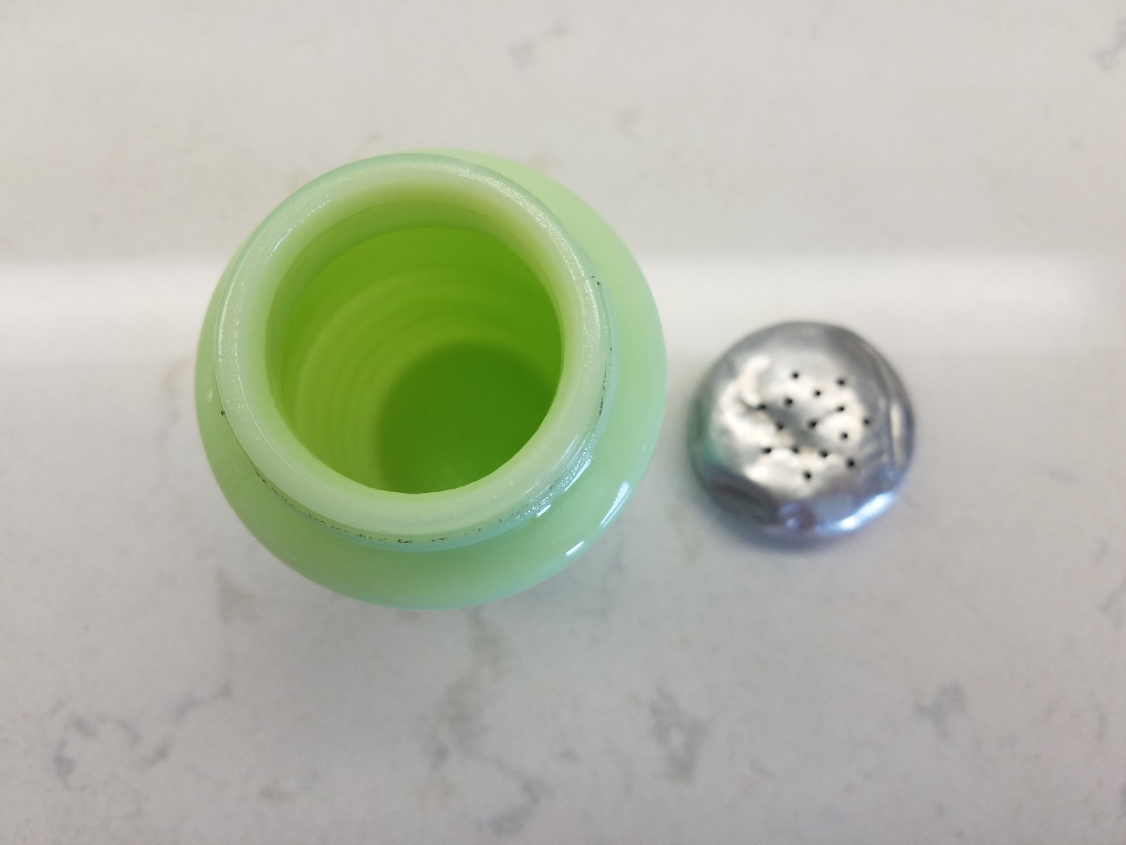 Original vintage jadeite jadite ribbed glass Range size pepper shaker with lid