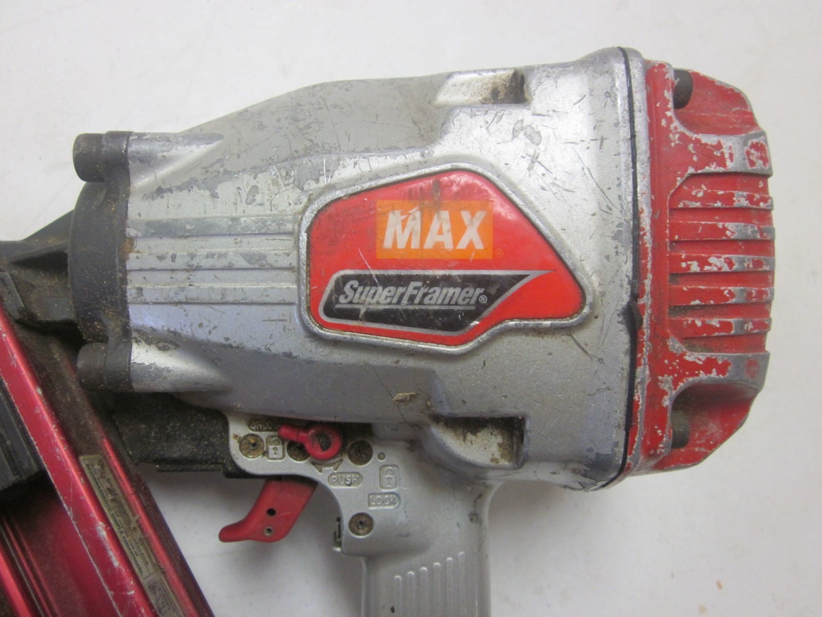 MAX SuperFramer FRAMING NAILER SN883CH/34