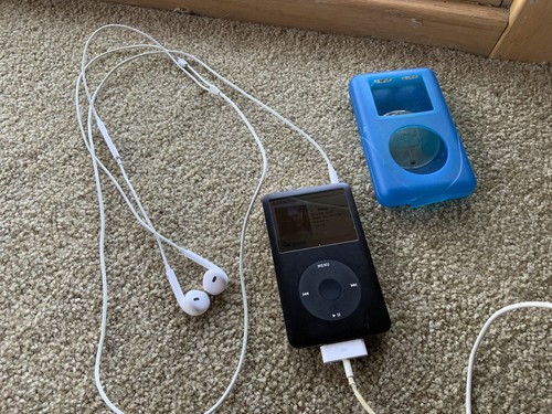 iPod classic 80GB DOCKケーブル付き Apple iPod Classic 80GB 80 GB Silver | Guitar Center