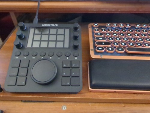 Loupedeck CT 【a39165df9】 il_1080xN.5520586861_teod.jpg