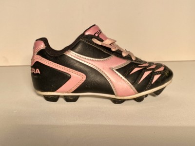 youth size 4 soccer cleats