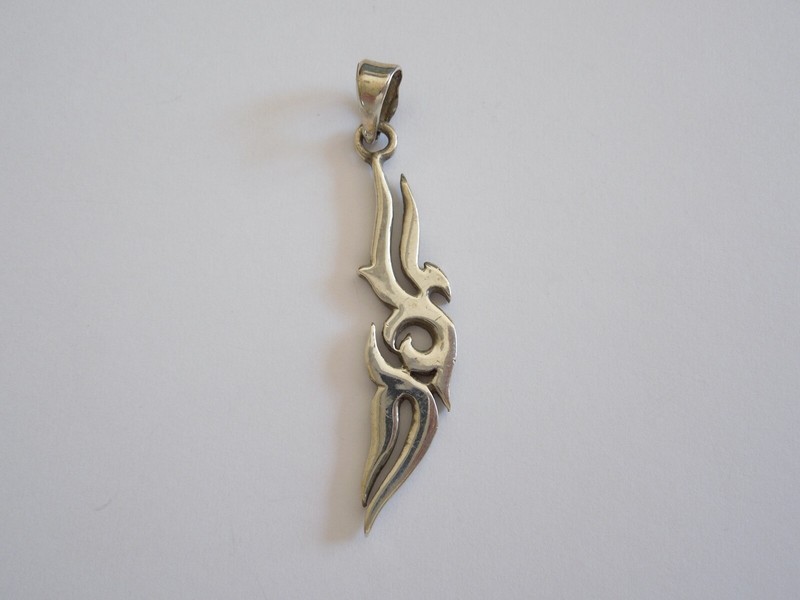 Tribal Pendentif En 925 Argent Sterling 4,0 G/5,1 X 1,0 Cm