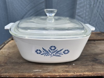 EUC Corning Ware Blue Cornflower P-1 1/2-B,  1 1/2-qt Casserole Dish, Glass Lid 