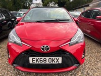 2018 Toyota Yaris 1.5 VVT-i Design Euro 6 5dr HATCHBACK Petrol Manual