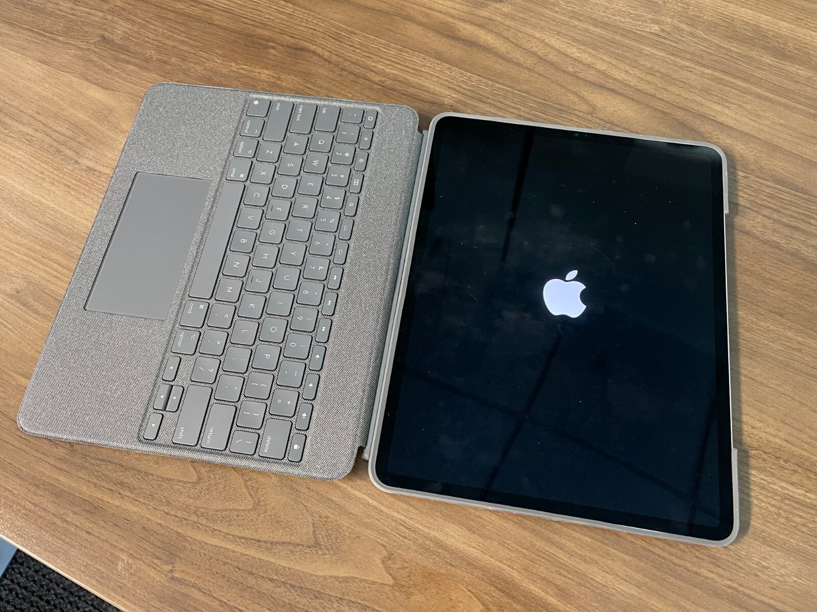 iPad - 第5世代iPad Pro12.9 cellular+WiFi Refurbished 12.9-inch iPad Pro Wi-Fi+Cellular 512GB - Space