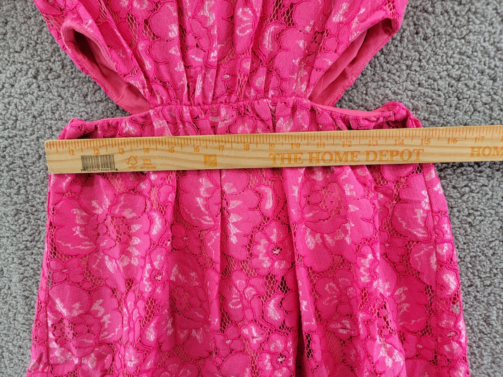 WAYF Plaza Lace Mini Dress Women's S Magenta Round Neck Zip Closure Short Sleeve - Picture 6 of 12