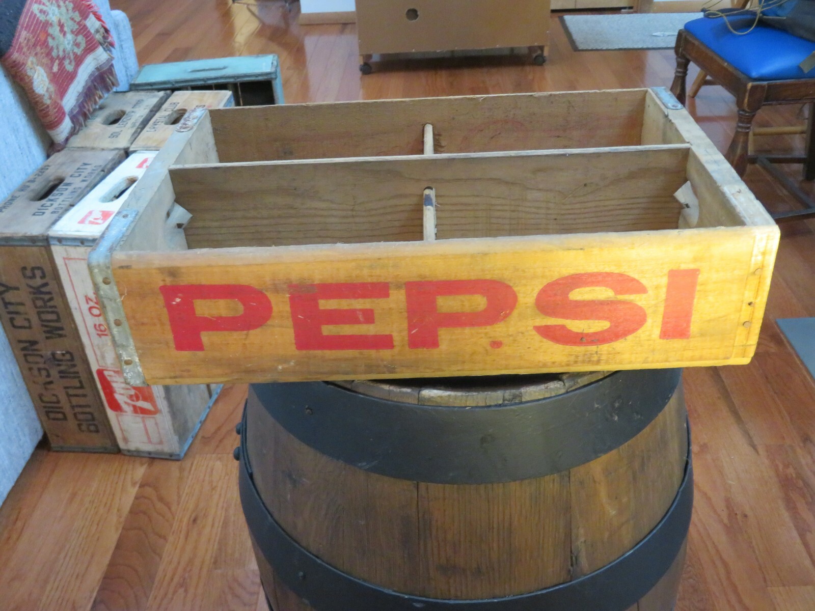Wooden Pepsi crate GOOD CONDITION old log and new Logo! | eBay