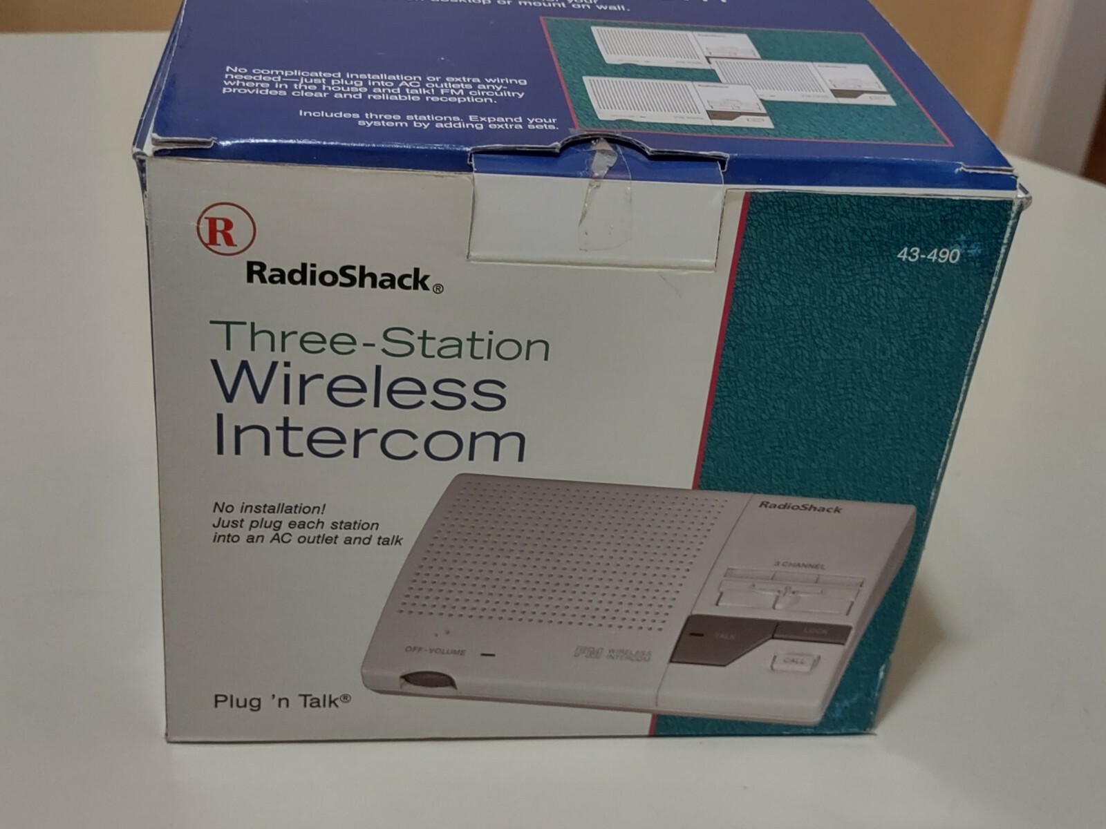 New, open box Radio Shack Three Station Wireless Plug 'n Talk