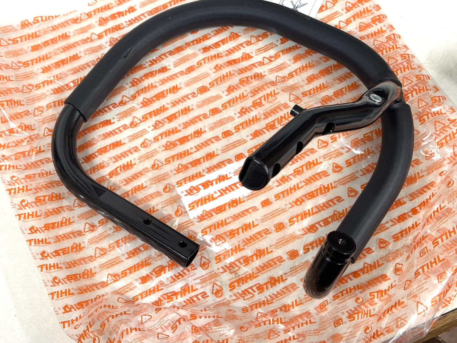 STIHL OEM SET WRAP HANDLEBAR 1140 007 1012 MS362 R MS400 SIDE COVER 11356640500 - Picture 2 of 9