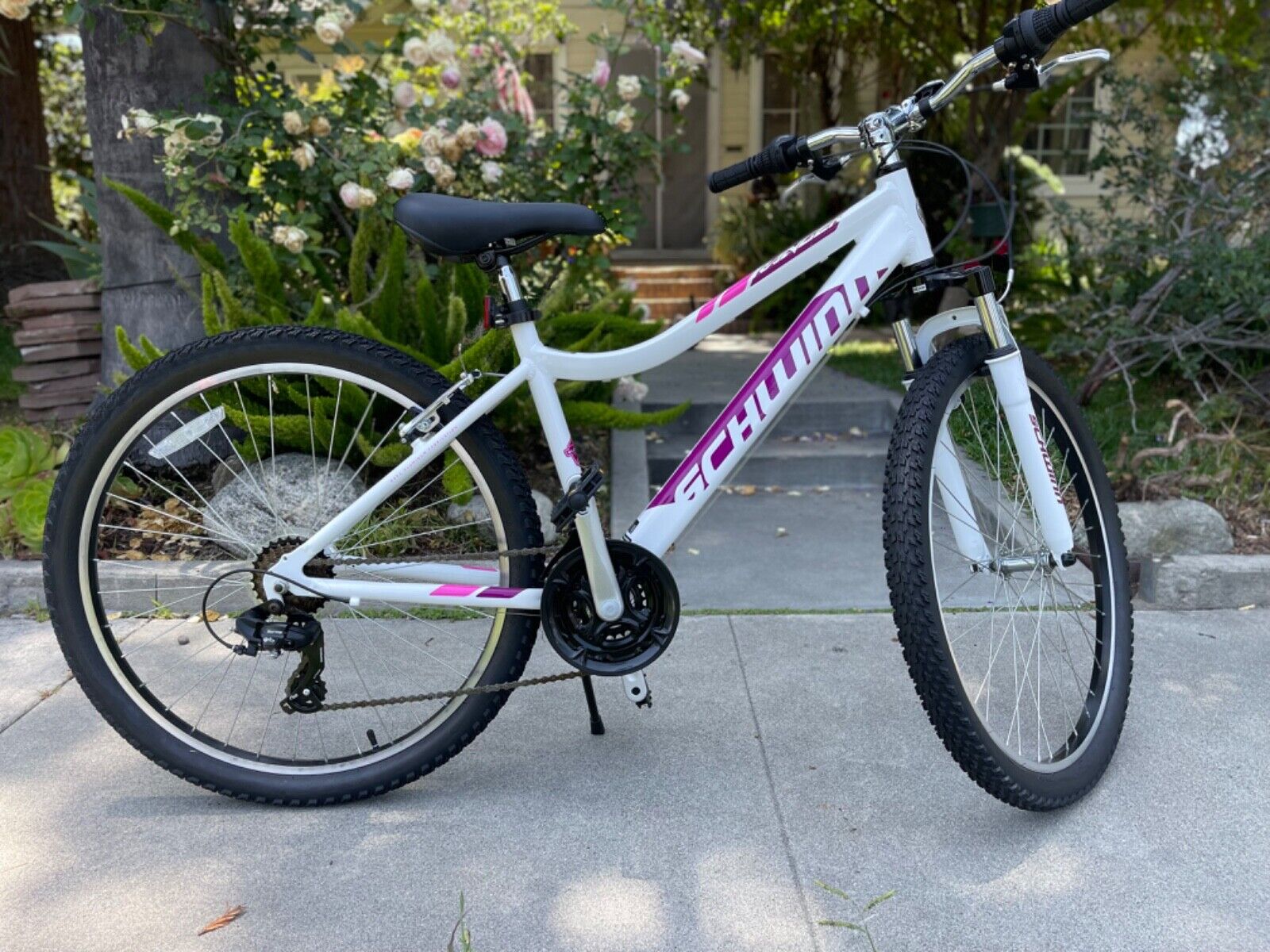 Schwinn Women's Ranger 26 Schwinn Women's Ranger 26