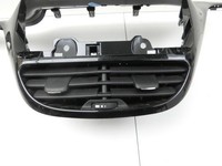 Peugeot 2008 CU 16-19 Luftdusche Luftdüse Mitte Peugeot 2008 CU 16-19 30.08.2017 9673830077 gebraucht Vorschau 6
