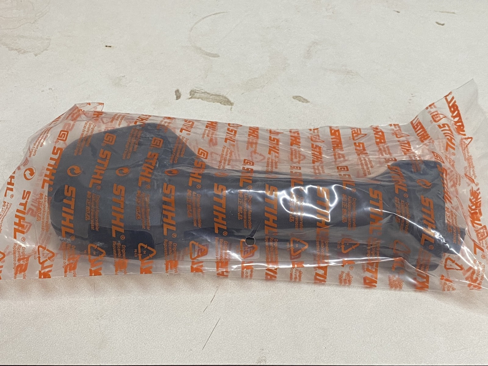STIHL OEM CONTROL HANDLE HOUSING 4180-790-0301 - Picture 2 of 2