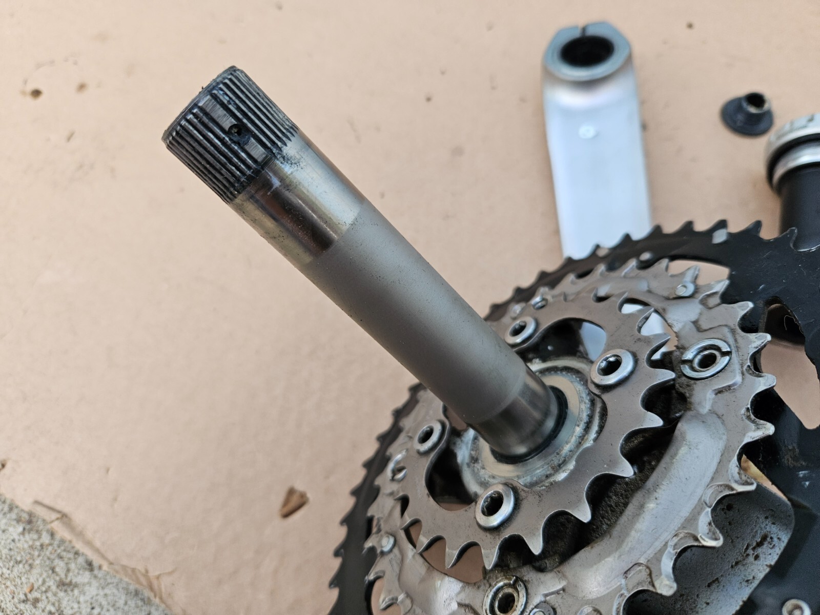 Shimano Deore LX FC-M580 Triple Mountain Bike Crankset Shimano Deore LX FC-M580 Triple Mountain Bike Crankset