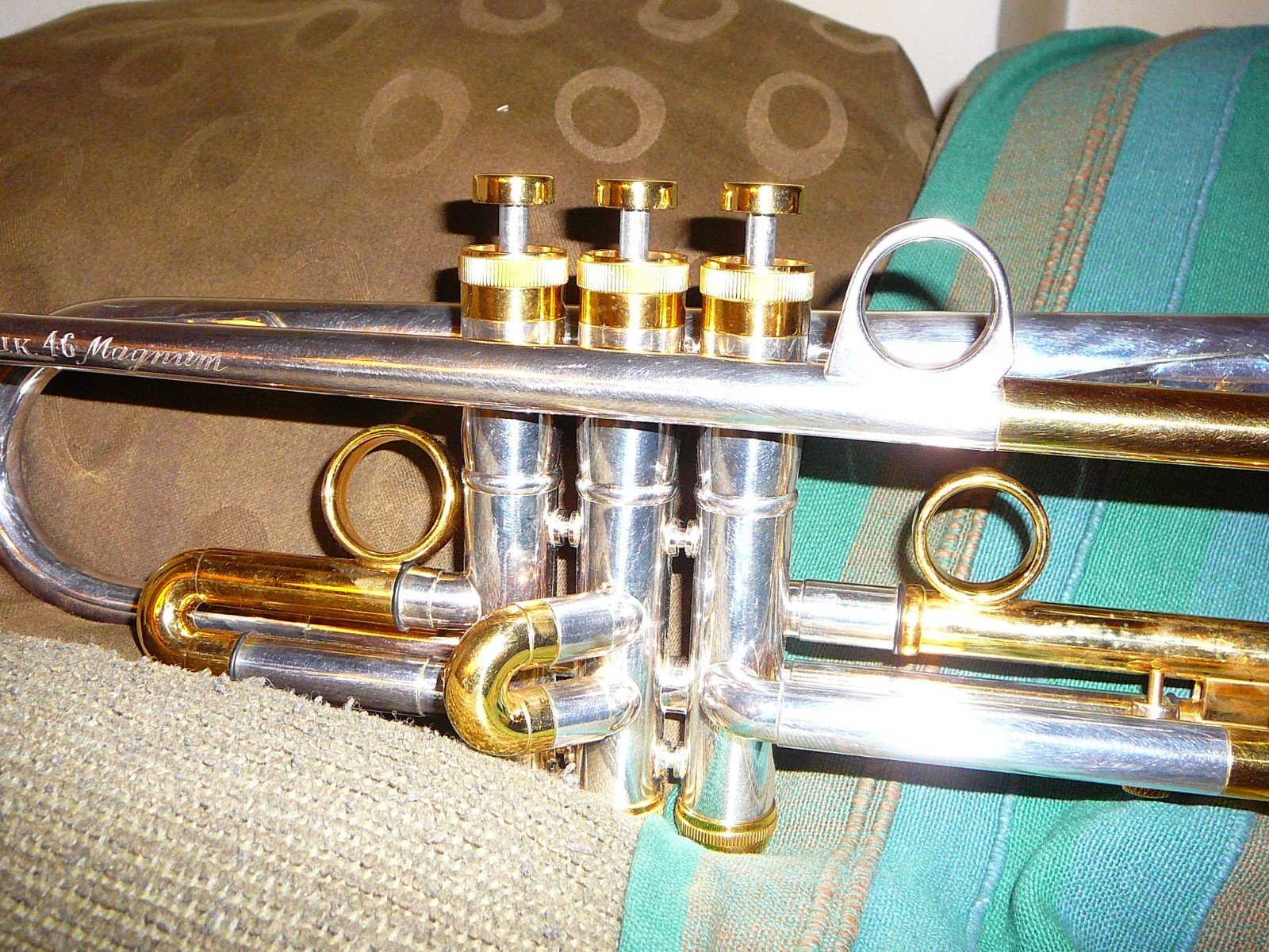 Trumpet Taylor UK Magnum 46 b-flat Trumpet! good condition-absolutely no dents!