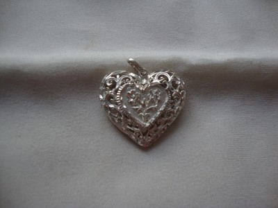 VINTAGE OPENWORK 3D PUFFY 2-SIDED FLORAL HEART STERLING SILVER STAMP 925 PENDANT