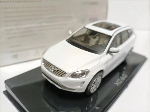 1/43 VOLVO特注 1/43 VOLVO XC40 クリスタルホワイト 1/43 Volvo XC40 White x Black 199043 | eBay