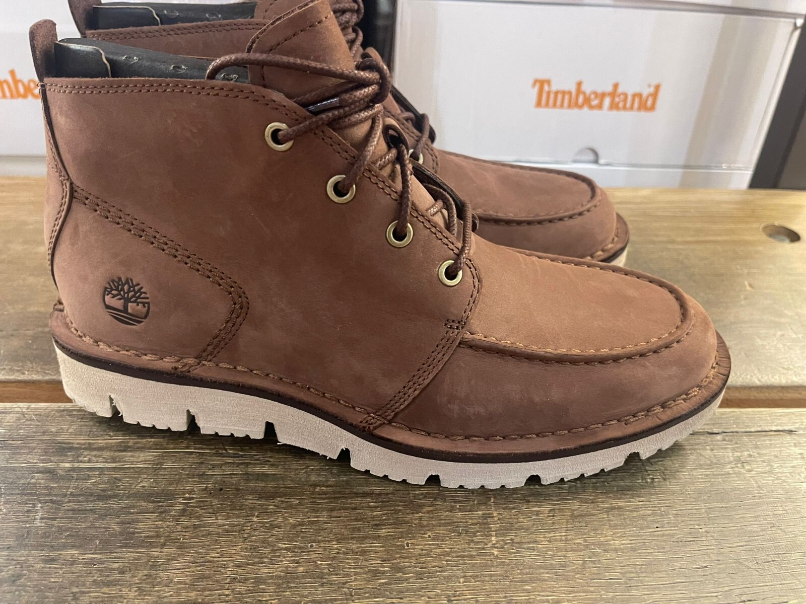 TIMBERLAND MEN'S WESTMORE MID LACE CHUKKA BOOT PINECONE TIMBERLAND MEN'S WESTMORE MID LACE CHUKKA BOOT PINECONE