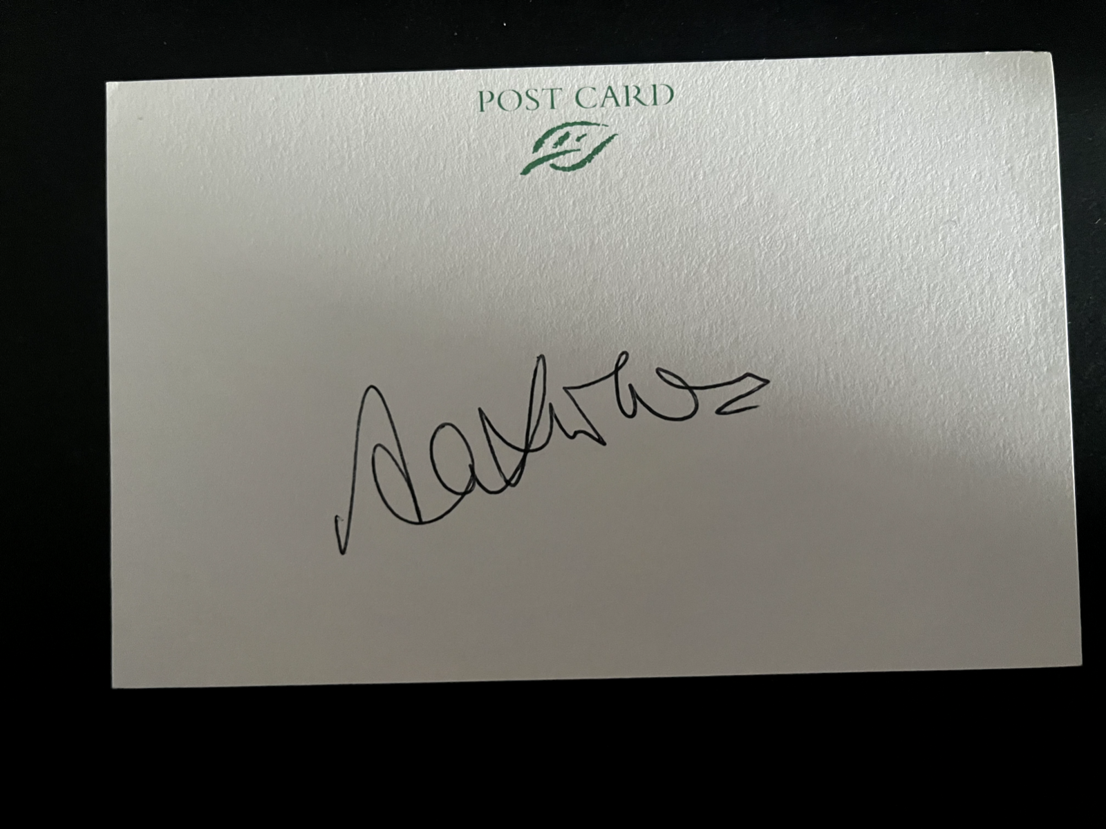 ALAN HUDSON - FORMER CHELSEA FOOTBALLER - SIGNED WHITE CARD