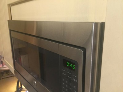 GE Profile PEM31SFSS 24 Inch 1.1 cu. ft. Capacity Countertop Microw... BRAND NEW