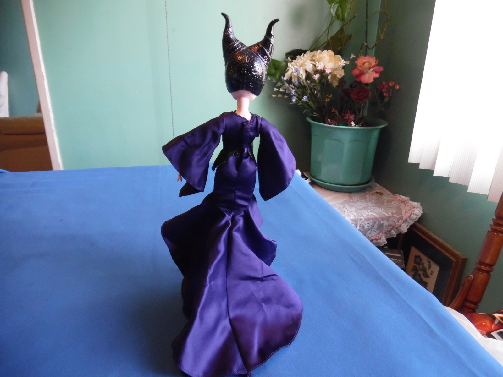 DISNEY DESCENDANTS MALEFICIENT DOLL