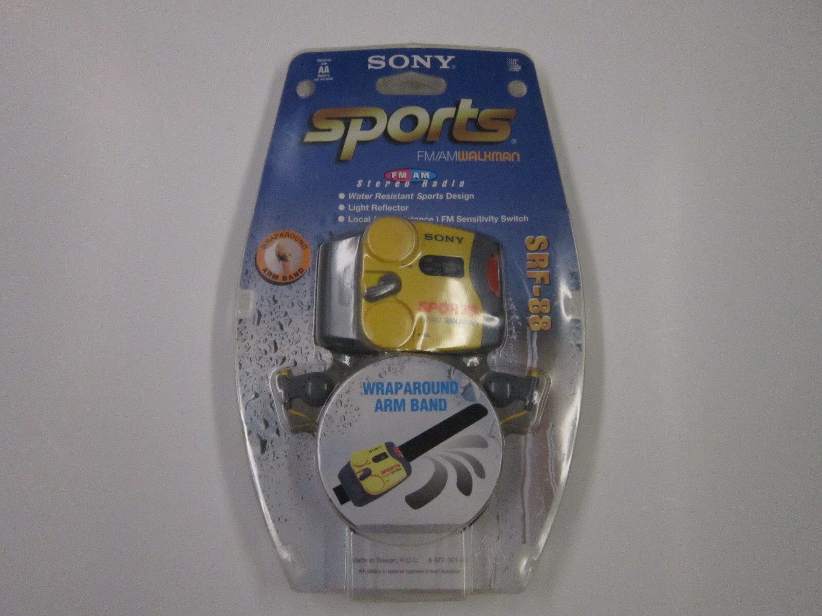 Sony SRF-88 Sports Walkman FM/AM Stereo Radio | eBay