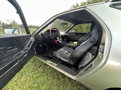 image 6 of interior