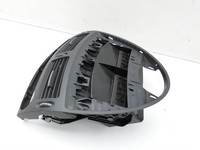 Mercedes W211 E200 02-06 Luftdusche Luftdüse Mitte Mercedes W211 E200 02-06 27.02.2003 A2118800005 gebraucht Vorschau 4