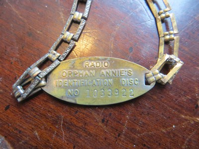 Vintage and old Orphan Annies bracelet, delicate, with 