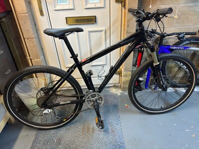 Specialized Rockhopper Pro - XC Mountain Bike - Medium (17”)