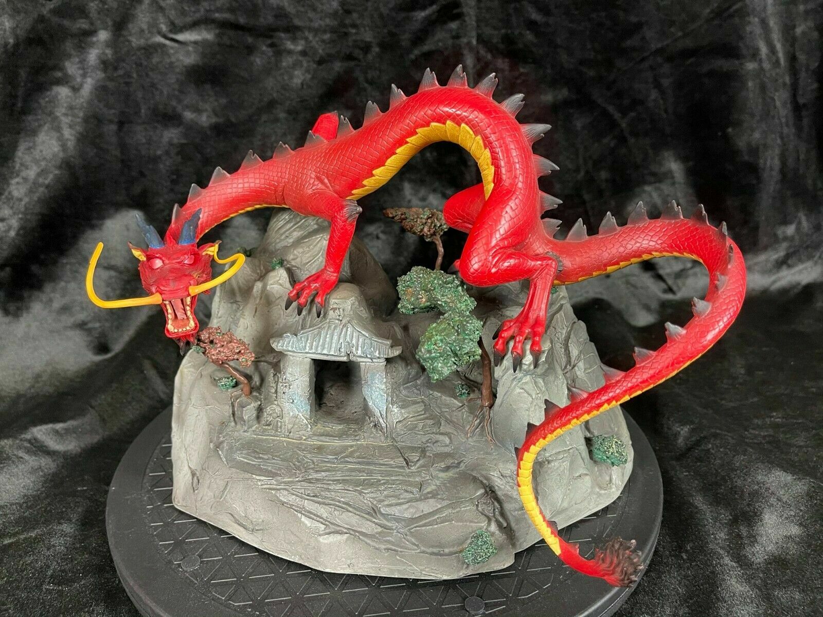 Disney ドラゴンkind Mushu Statue ムーラン GENTLE GIANT DISNEY DRAGONKIND MULAN MUSHU THE DRAGON