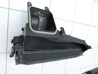 BMW I3 I01 13-17 Elektro  125KW Ansaugkanal Ladeluftführung BMW I3 I01 13-17 27.02.2015 9266839 64.31-9266839... Vorschau 5