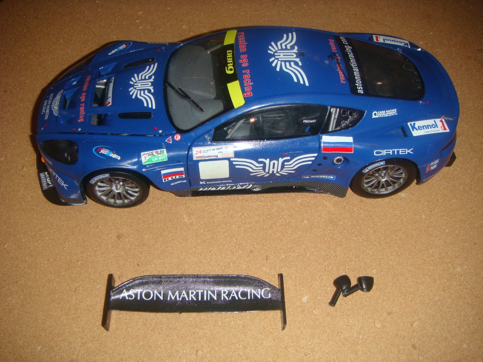 アストンマーチン　オートアート　ASTON MARTIN RACING DBR9 1/18 AUTOart Aston Martin DBR9 Light Blue Orange w/ Box From