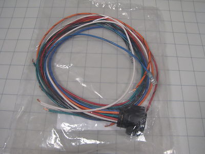 Eaton CH5041493B03 / 5041493B03 Crs-H Cable Assembly 600V 7amps NEW
