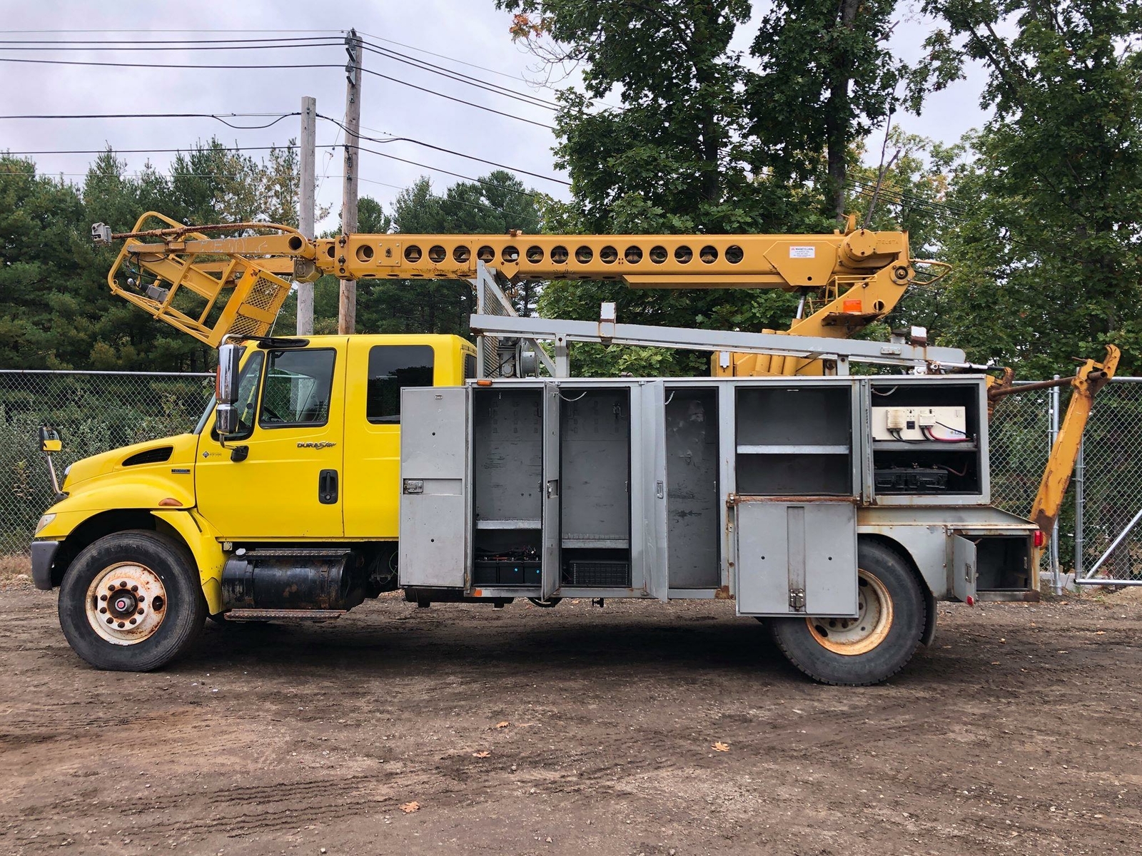 2008 International 4300 Cable Placing Bucket Boom Truck Telsta T40