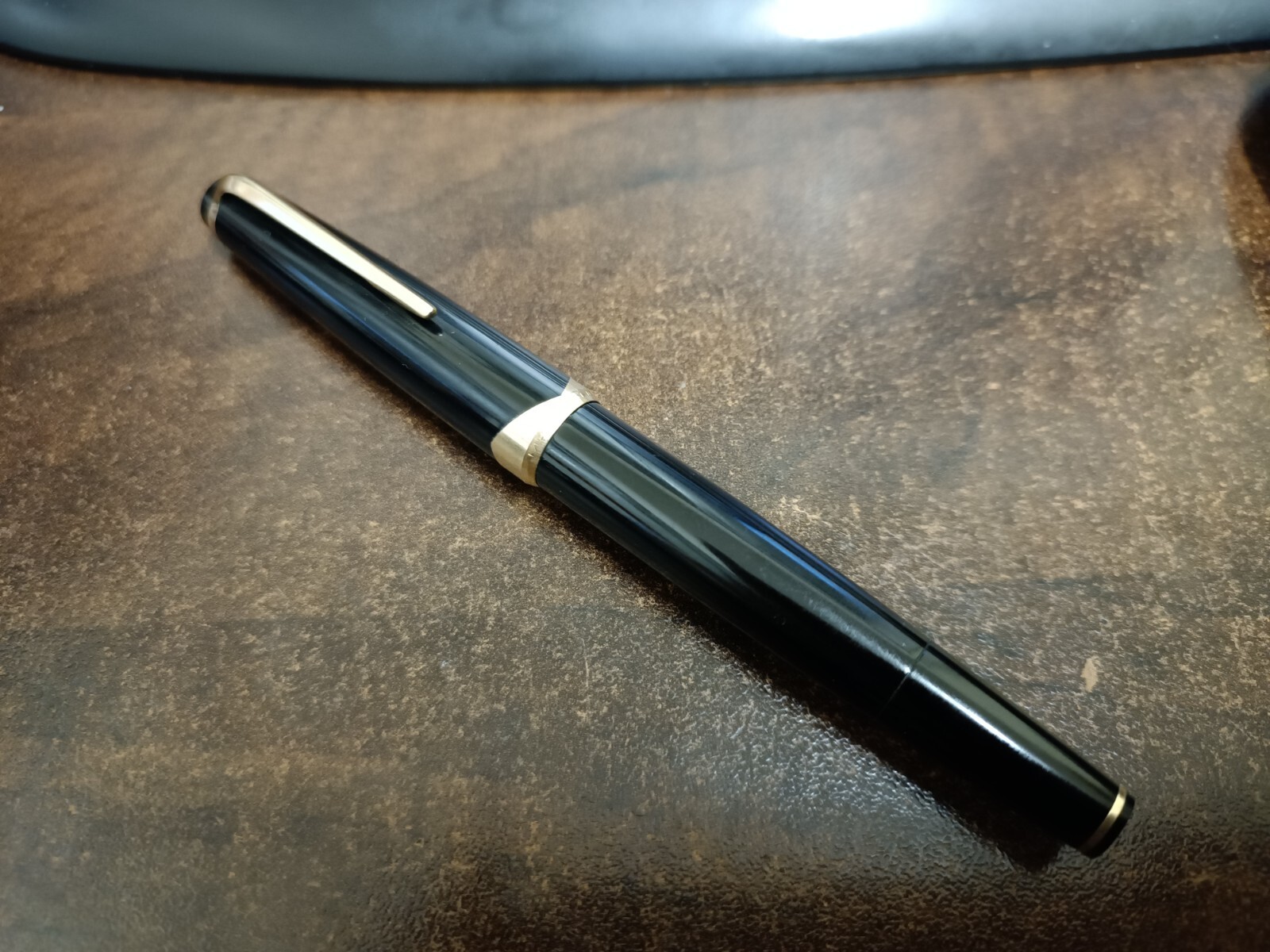 モンブランMEISTERSTUCK No.12 VINTAGE MONTBLANC MEISTERSTUCK NO 12 FOUNTAIN PEN MISSING