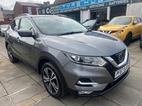 2017 Nissan Qashqai 1.5 dCi N-Connecta 5dr HATCHBACK Diesel Manual