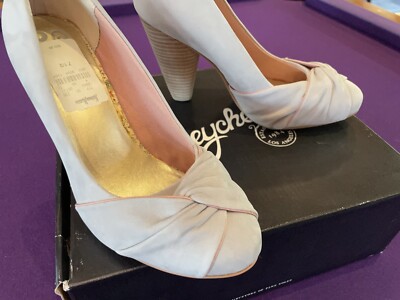 NIB Seychelles  Sense of Humor  pumps suede lavender grey pink trim 7.5