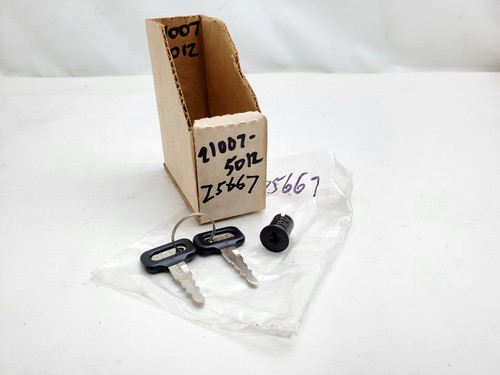 NEW KAWASAKI NINJA 85-86 Zx600 87-93 Ex500 OEM TANK LOCK KEY