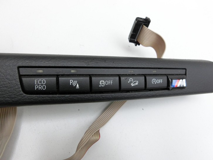 BMW X1 E84 LCI 12-15 Schalter PDC Off Eco Pro ESP Off BMW X1 E84 LCI 12-15 29.10.2012 6131-9250622 gebraucht Vorschau 2