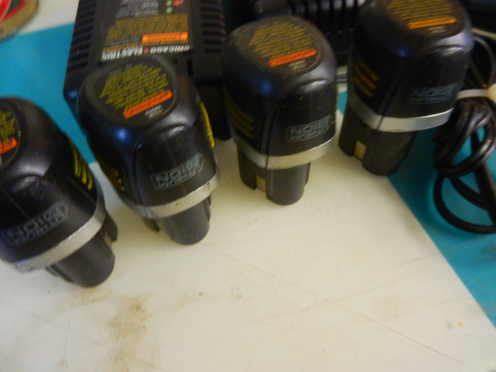 CHICAGO ELECTRIC 1 DRILL & 1 IMPACT DRIVER 2 CHARGES 4 BATTERIES 12V LITHIUM