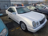 1998 Mercedes-Benz E Class E200 Elegance 4dr Auto [5] SALOON Petrol Automatic