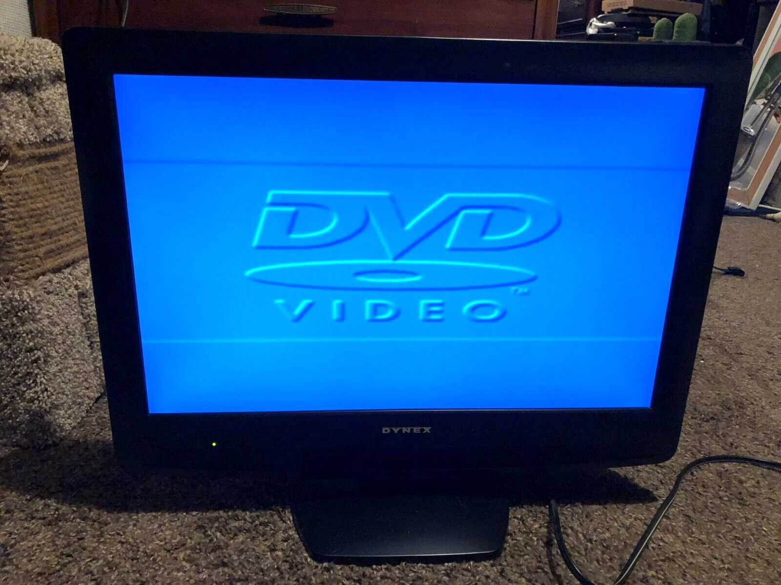 Dynex DX-LTDVD22-09 TV and DVD Combo Works *Read*