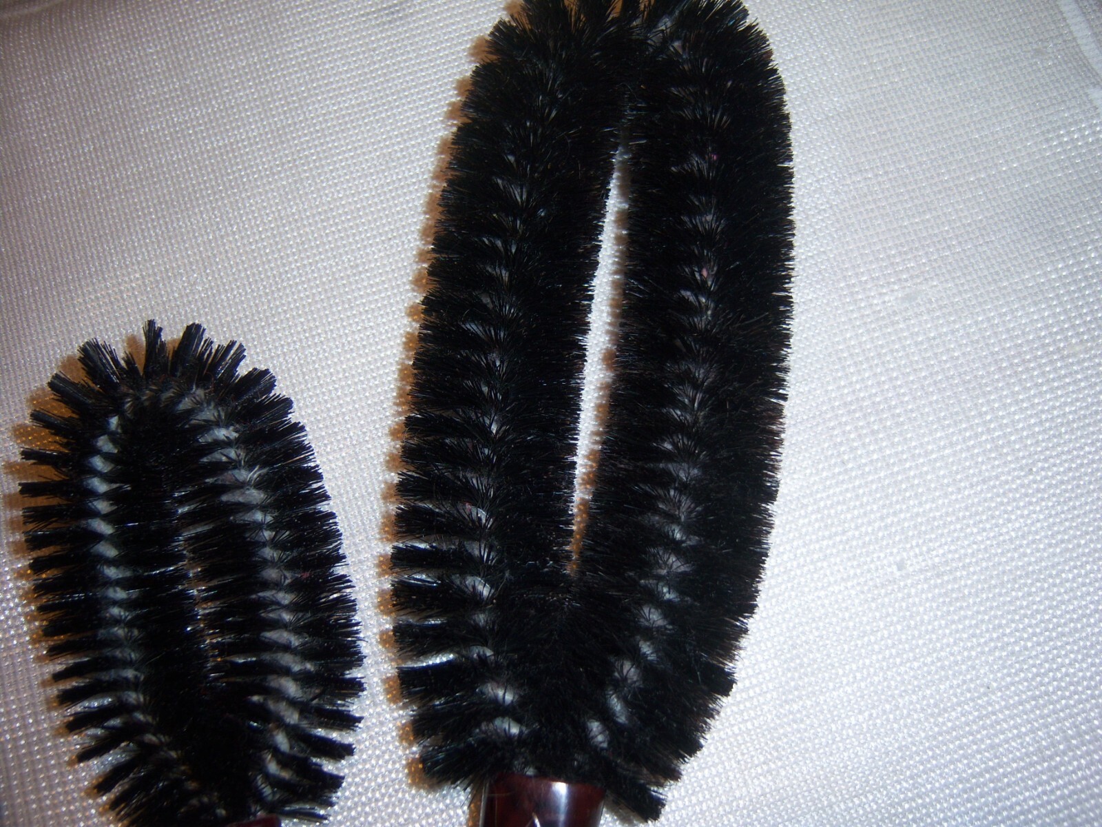 VINTAGE LOT OF 3 STANLEY BRUSHES RED/BROWN BAKELITE HANDLES 2 lg 1 Mini