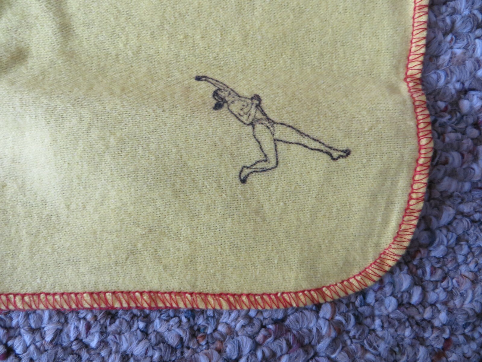 VTG ORIGINAL MARATHON GAS AND OIL WITH THE DANCING LADY ADVERTISING HAND TOWEL