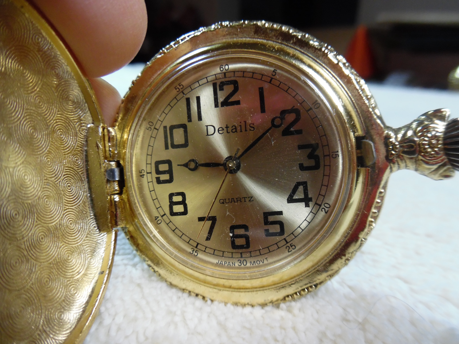 Details Quartz Pocket Watch Japan 30 Movement Gold Tone 160-35V