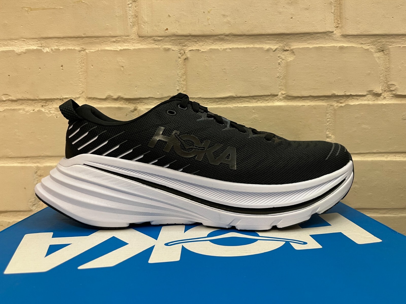 Мужские туфли Hoka One One Bondi X, черные 1113512-BWHT