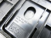VW Touran 1T3 10-15 TDI 2,0 103KW Unter Ablagefach Unterbaufach Fach Sitz Rechts Vorne VW Touran 1T3 10-15... Vorschau 5
