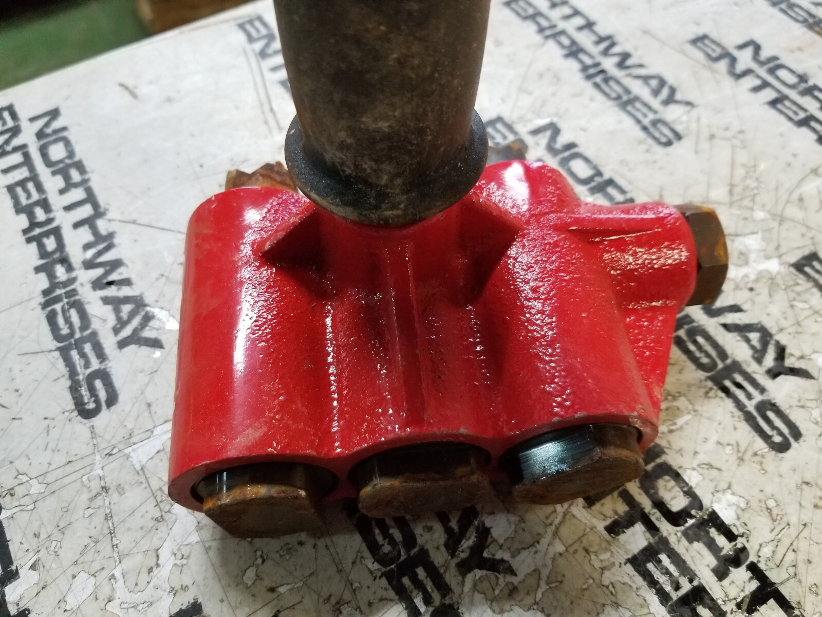 UNIVERSAL TOOL UT8603 Triple Head Scaling Hammer RE0624 - Picture 1 of 12