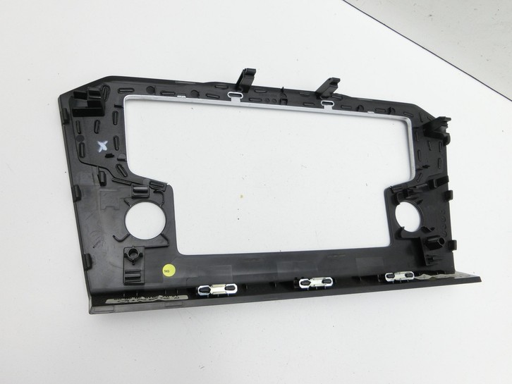 VW Passat B8 3G 14-19 RHD Blende Armaturenbrett Abdeckung Radio Navi Silber VW Passat B8 3G 14-19 20.07.2015... Vorschau 4