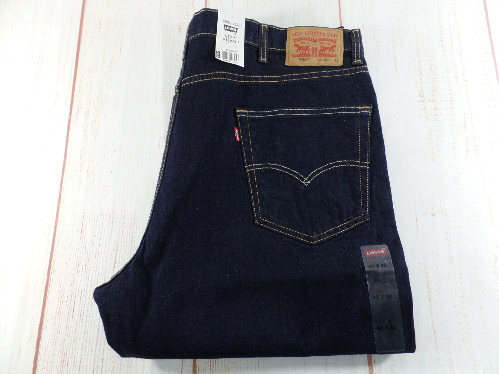 NEW Levi's 550 Denim Men's Jeans W42 L32 Relaxed Blue